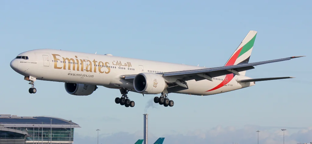 A6-ENX B77W