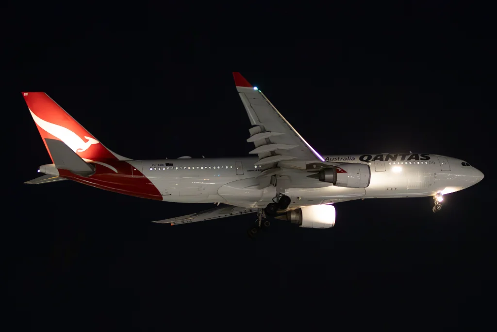 VH-EBB