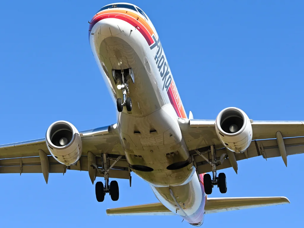 N652MK E170