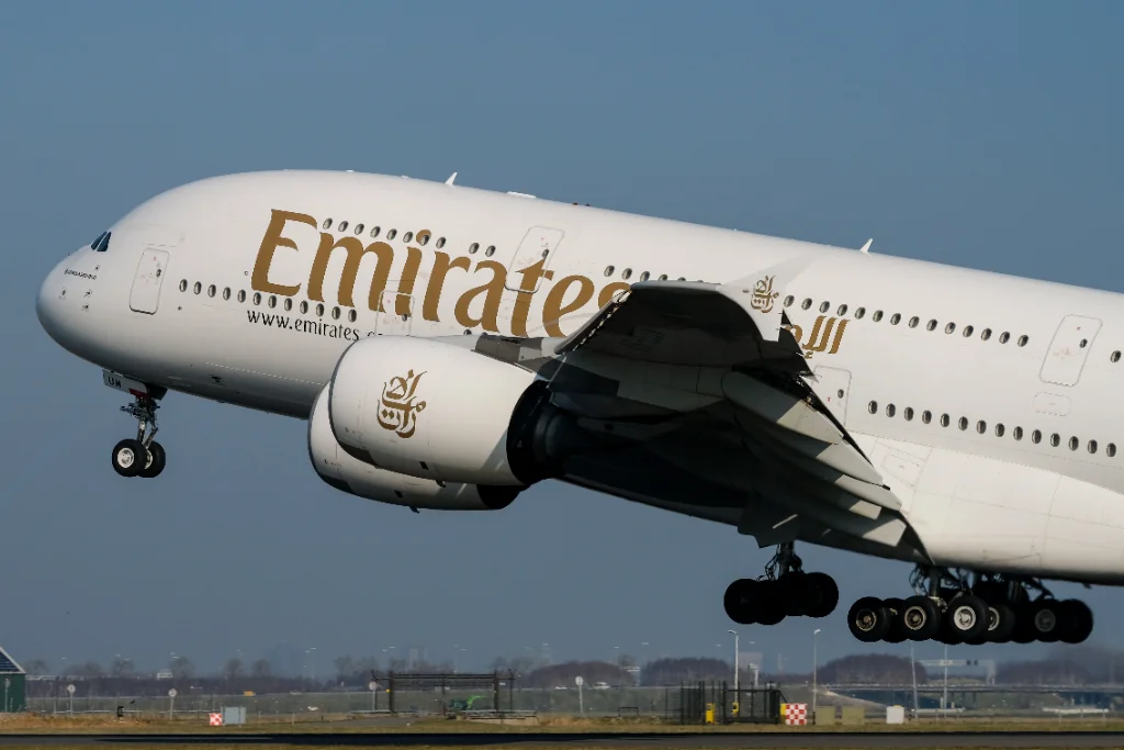 A6-EUM A388 Emirates