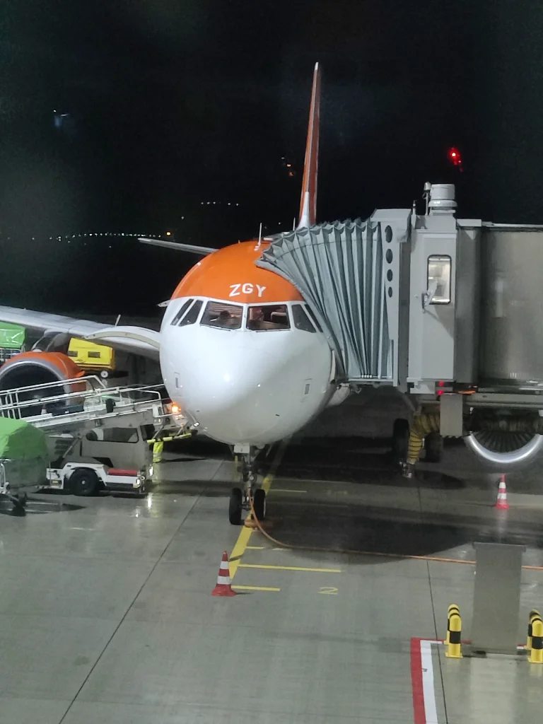 G-EZGY A320 easyJet